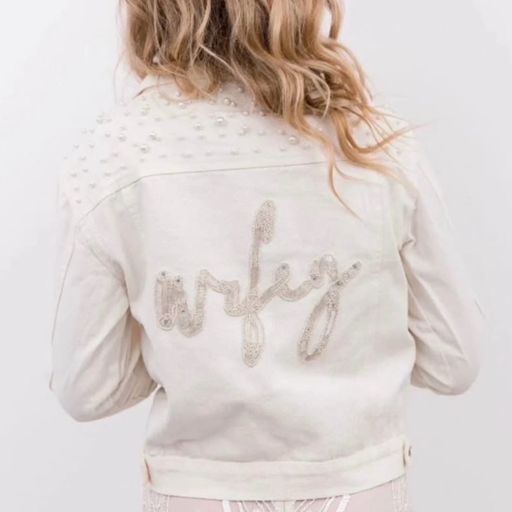 ✨NWT Heirloom Bridal Pearl Jacket “Wifey” Beaded Back Wedding & Honeymoon Chic✨